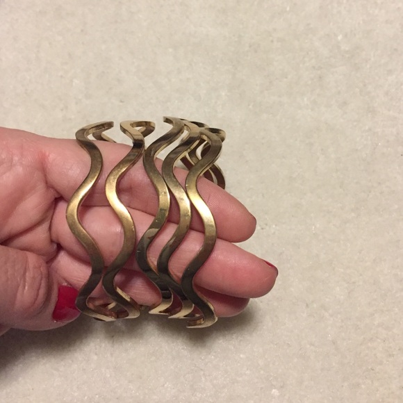 5 gold bangles