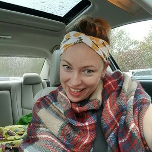 Meet your Posher, Kim