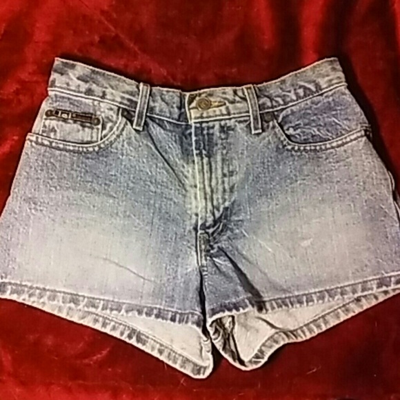 High waisted blue Jean shorts