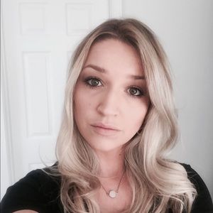 Meet your Posher, Olena