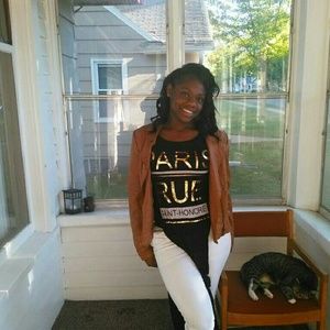 Meet your Posher, Asia