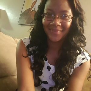 Meet your Posher, Paris