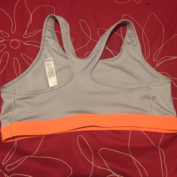 NIKE SPORTS BRA - Picture 2 of 4