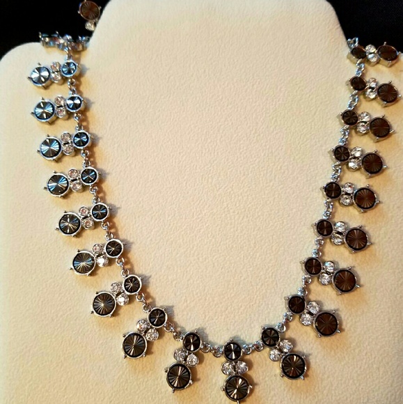 Lia sophia neckace