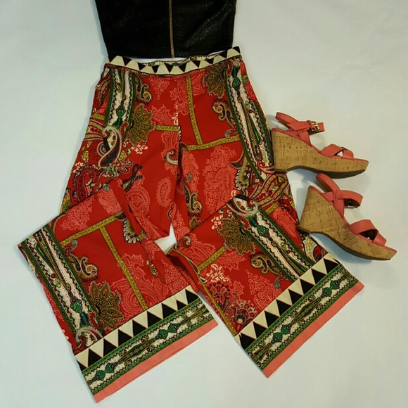Pants - Printed wide leg pants