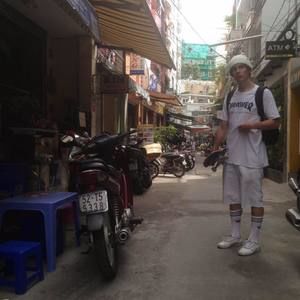 Meet your Posher, Tomson