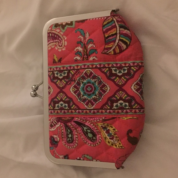 Vera Bradley snap clutch