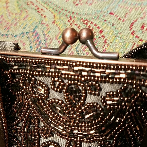 New La Regale Beaded Purse