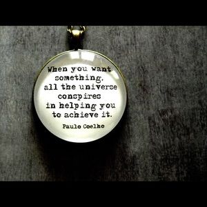 Meet your Posher, Perla