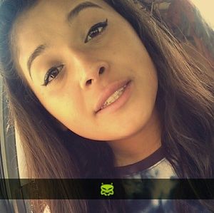 Meet your Posher, Jasmin