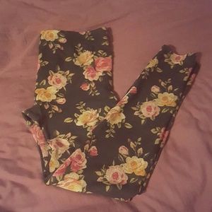 Navy Floral Leggings