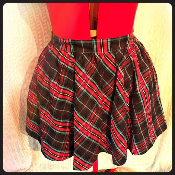 Plaid mini skirt