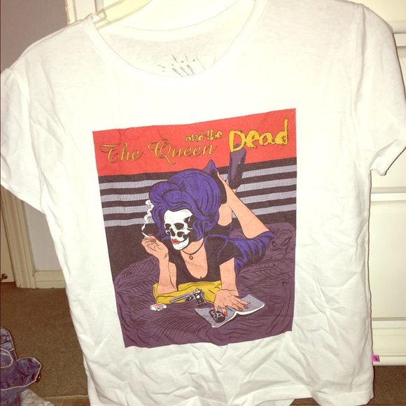 Urban Outfitters Tops - Tshirt