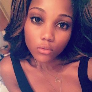 Meet your Posher, Nadeja