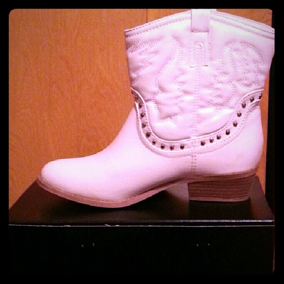 White Ankle Cowboy Boots