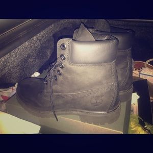 Men's Timberland Black Waterproof Boots Size 9.5