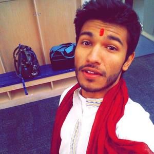 Meet your Posher, Vraj