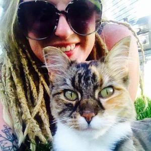 Meet your Posher, Erica