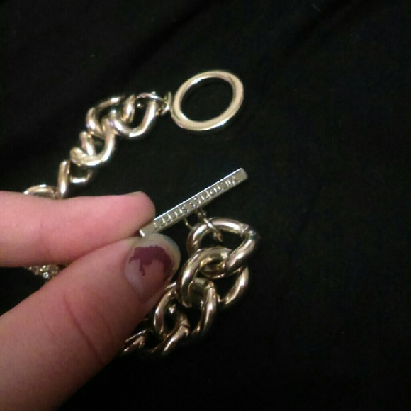 Victoria secret chain braclet