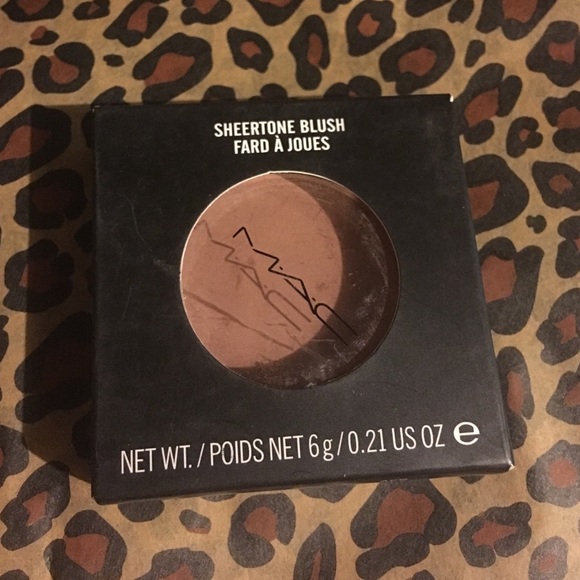 Mac powder blush