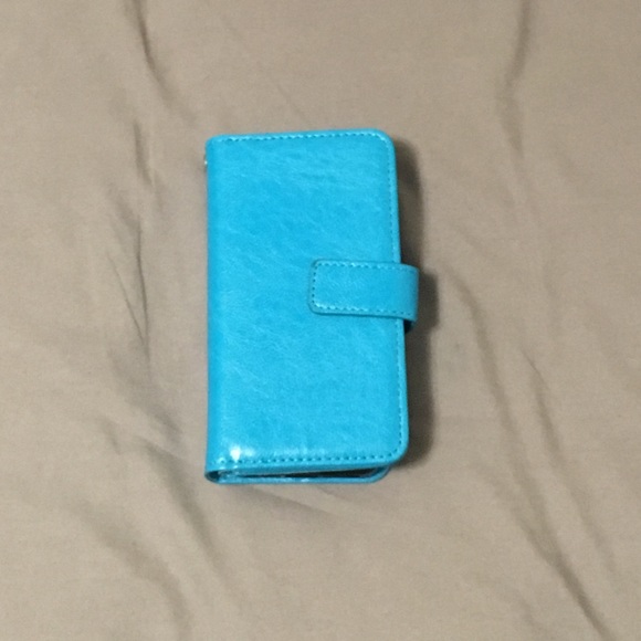 Blue iPhone 5s sized wallet phone case