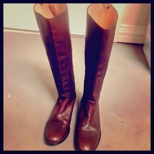 Frye Melissa Button Back Zip Boot, Size 8, Brown