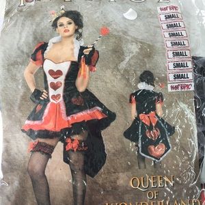 LIKE NEW Queen of Hearts Women's Costume