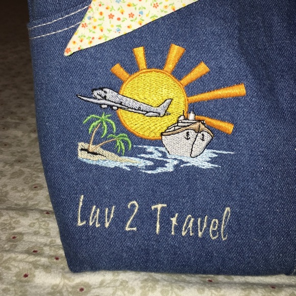 🌞 HOST PICK TOTE! 🌞 - Picture 2 of 4