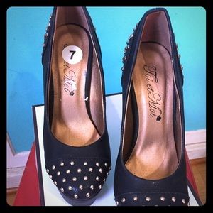 Brand new black with gold studs platform heels 7