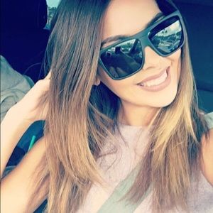Women's & girls clothing