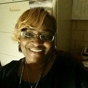 Meet your Posher, Joyce