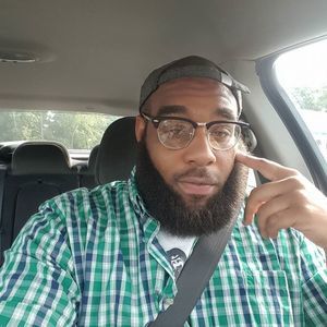 Meet your Posher, Travis