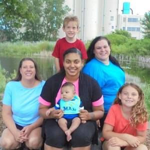 Meet your Posher, Lara