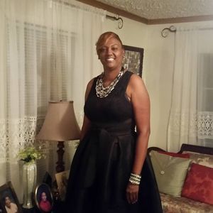 Meet your Posher, Antoinette