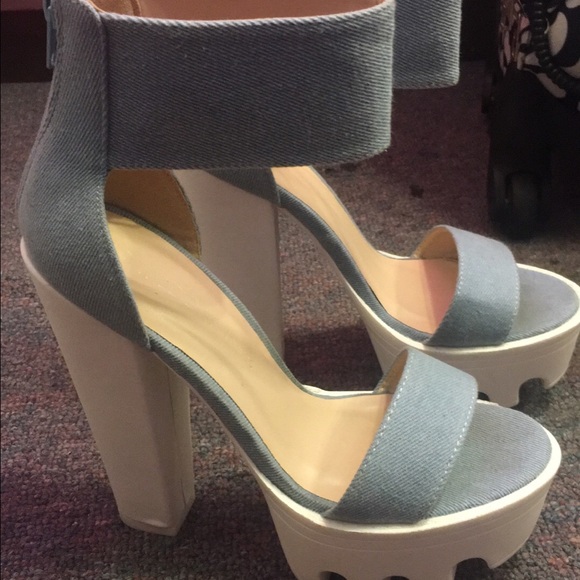 go jane Shoes - Denim Heels