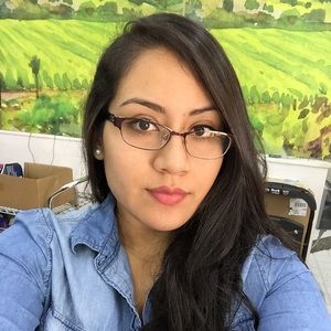 Meet your Posher, Iris