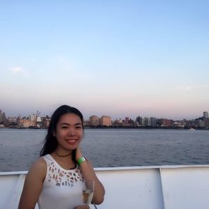 Meet your Posher, Yi