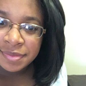 Meet your Posher, Casey