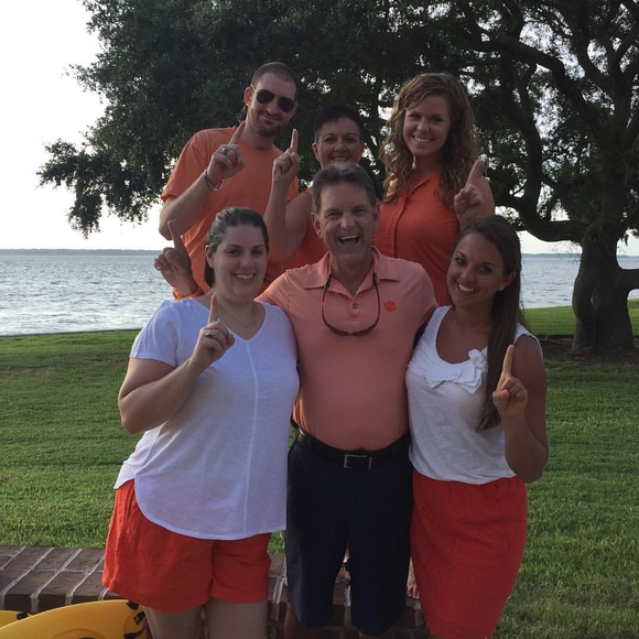 Meet your Posher, Amy