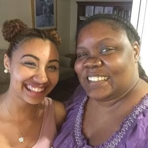 Meet your Posher, Sharita