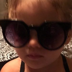 Meet your Posher, Leah