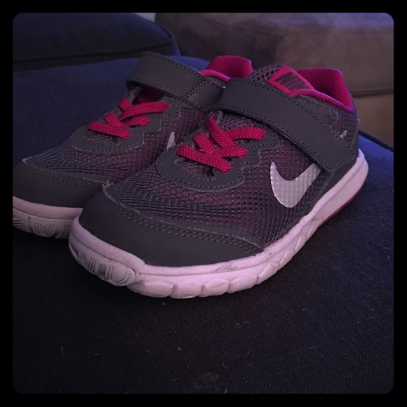 Nike girls running shoes
