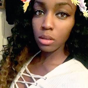 Meet your Posher, Marissa