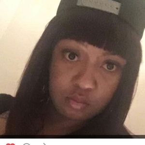 Meet your Posher, Candice