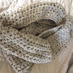 Infinity scarf
