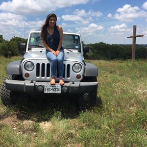 Meet your Posher, April