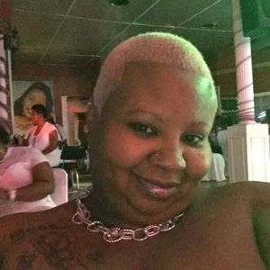 Meet your Posher, Goldie