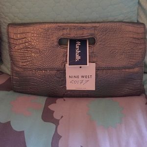 nine west clutch