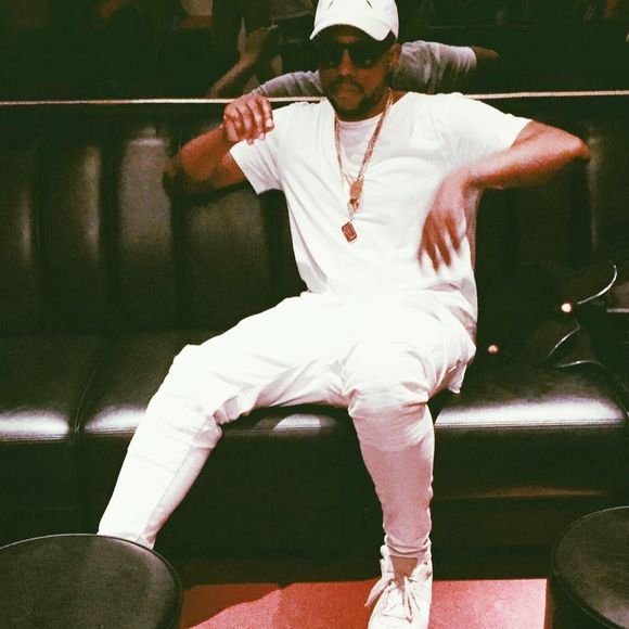 Meet your Posher, Mbm