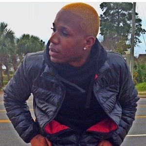 Meet your Posher, Derek